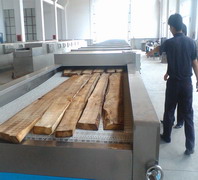 ΢������ľ���O���Ԕ����B