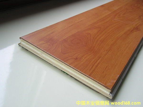 �c���鿴���ӏ�(f��)�ϵذ����ľ121�Ŵ�DƬ