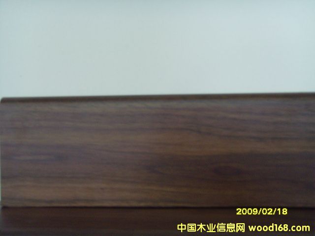 �ں��Ҍ�(sh��)ľ�߽Ǿ���Ԕ��(x��)��B