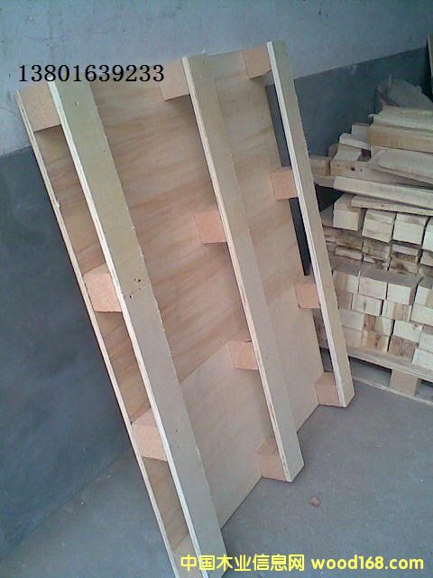 �Ϻ�ľ�бP��Ѭ��ľ�бP��Ԕ����B