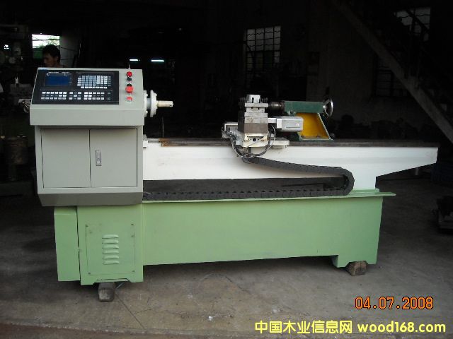 �c(di��n)���鿴��(sh��)��ľ��܇���Ŵ�DƬ