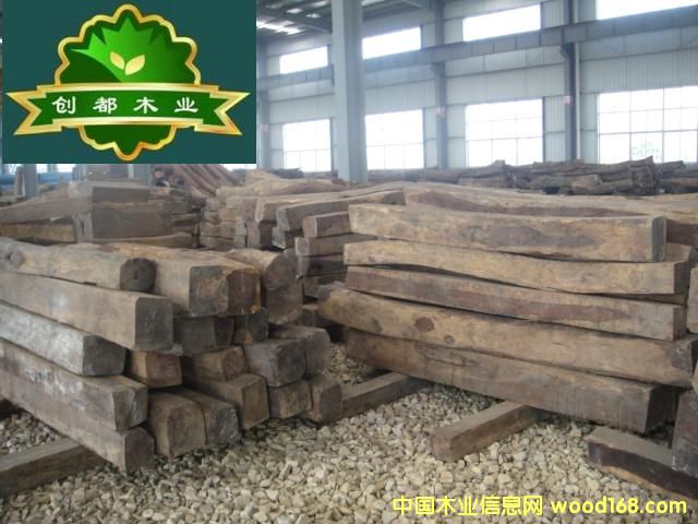 ��֦�������S̴�����ϣ�ԭľ