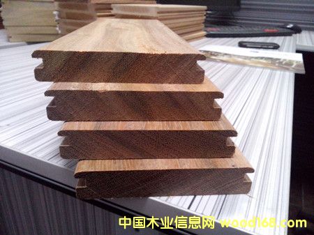 �c���鿴���}��ذ��_�ۏS�ҷŴ�DƬ