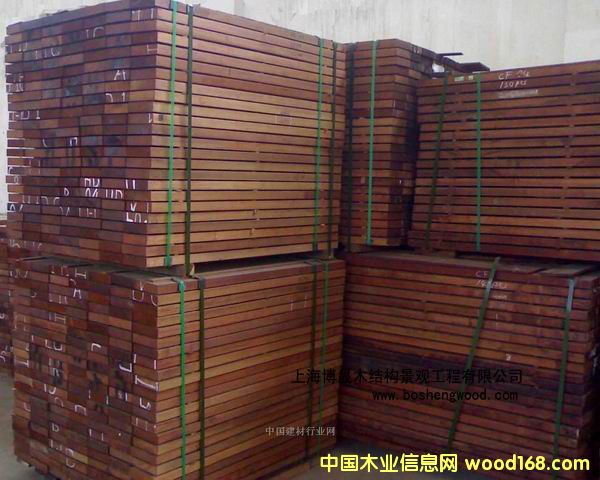 �c���鿴��ľ�Ŵ�DƬ