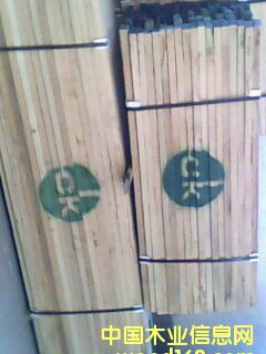 ���𣬼t�𣬙�ľ������ľ���ں���ľ������S��ȵ�Ԕ����B