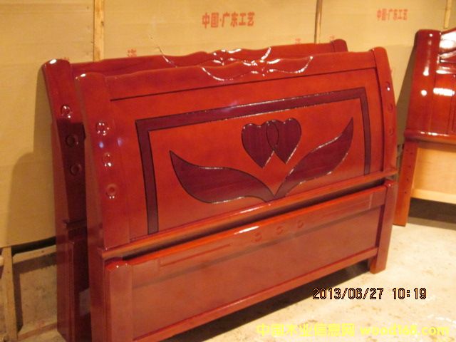 �c���鿴��ľ���Ŵ�DƬ