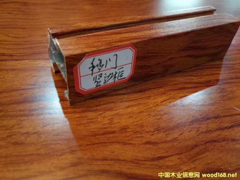 �X�Ͻ𾀗l��Ԕ����B