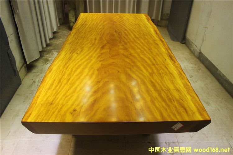 �c(di��n)���鿴�S������ �Ŵ�DƬ
