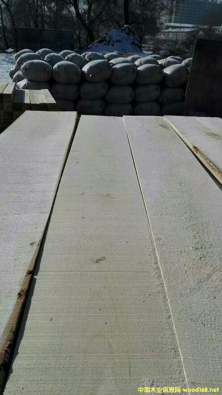 ��ľ���