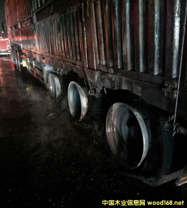 ���܇��ȼ��50�fԪ�M��ľ���D�۳ɻ�̿