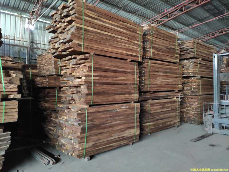 ��ľ��ɰ��