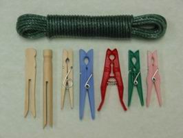 Clothes pegs & clothes lines��Ԕ����B